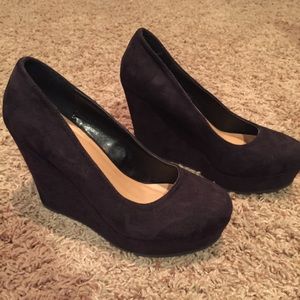 Black Soda Wedges-Never Been Worn!